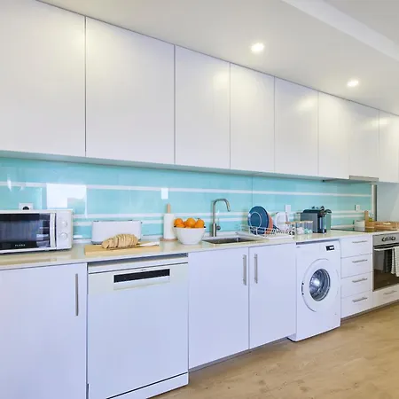 Large Group Stay, By Timecooler *