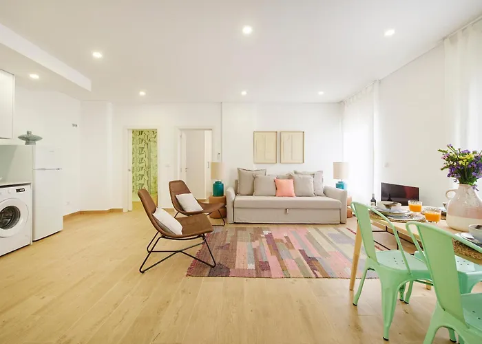 Large Group Stay, By Timecooler Setúbal