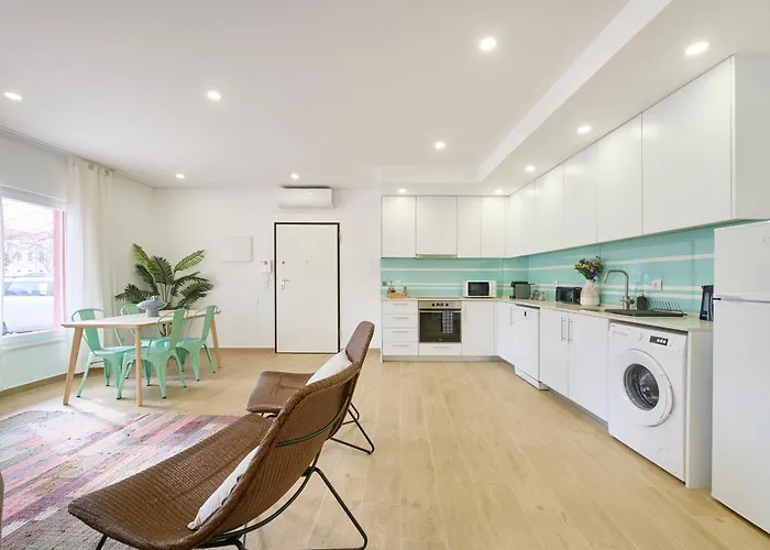 Large Group Stay, By Timecooler *