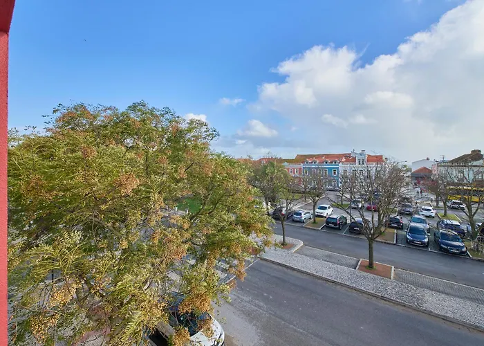 Large Group Stay, By Timecooler Setúbal