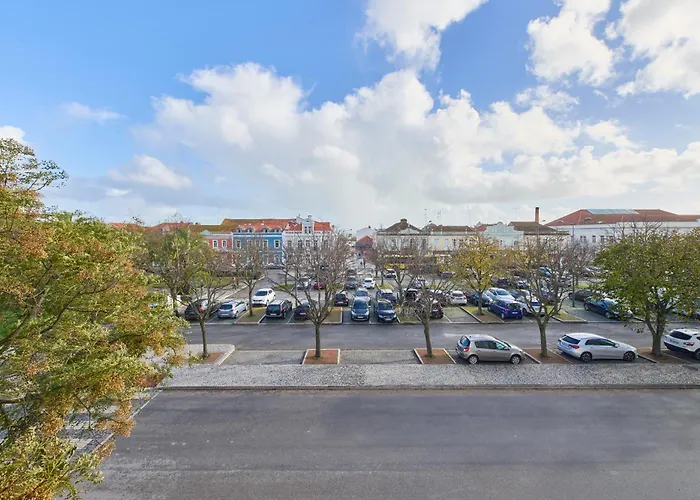 Vila Large Group Stay, By Timecooler *