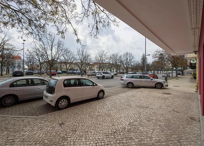 Large Group Stay, By Timecooler Vila Setúbal