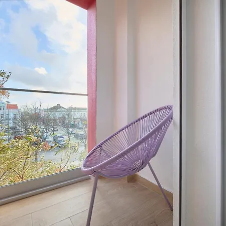 Large Group Stay, By Timecooler فيلة