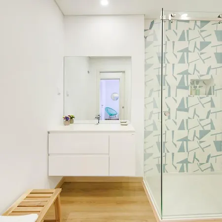 Large Group Stay, By Timecooler فيلة سيتوبال