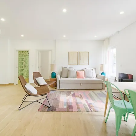 Large Group Stay, By Timecooler سيتوبال