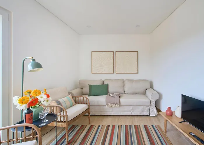 Large Group Stay, By Timecooler