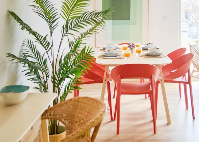 Large Group Stay, By Timecooler Setúbal