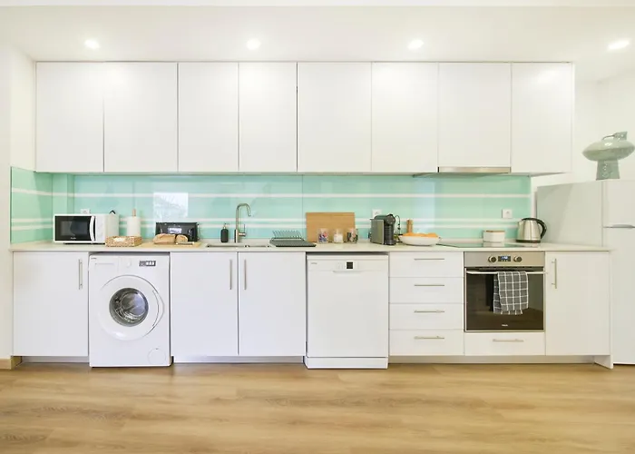 Large Group Stay, By Timecooler Villa Setúbal